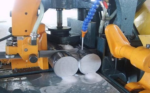 珠晖卧式带锯床的送料方式有哪几种？